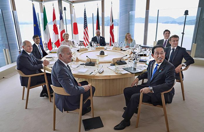 Тотальный запрет слишком сложен: G7 лишь расширила текущий список антироссийских санкций