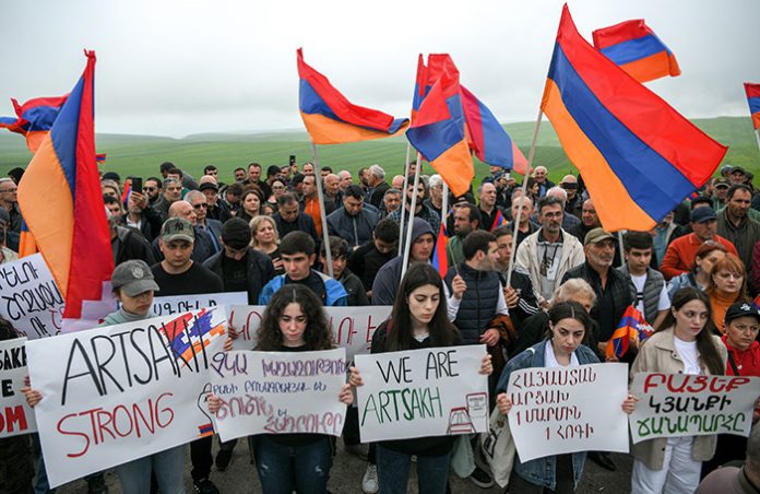 Пашинян: Армения может покинуть ОДКБ