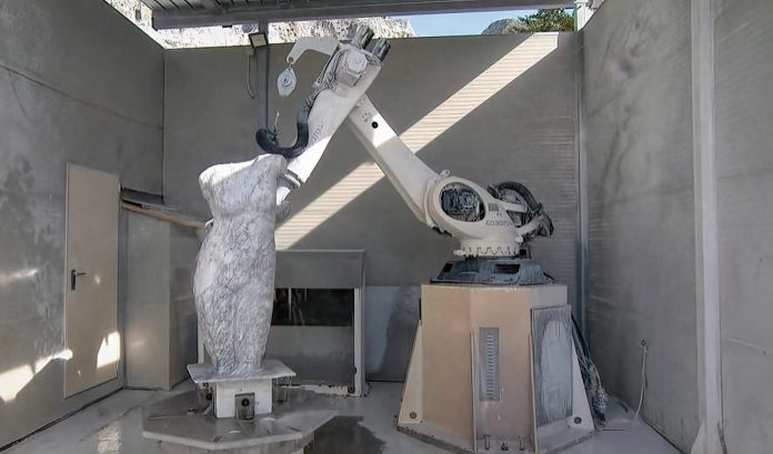 Робот-скульптор, способный создавать произведения из мрамора | New-Science.ru