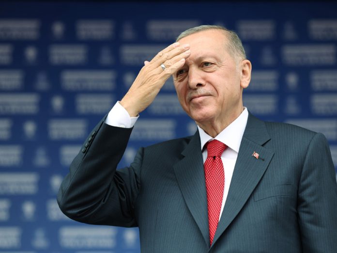 Эрдоган заявил, что второй тур президентских выборов в Турции завершен