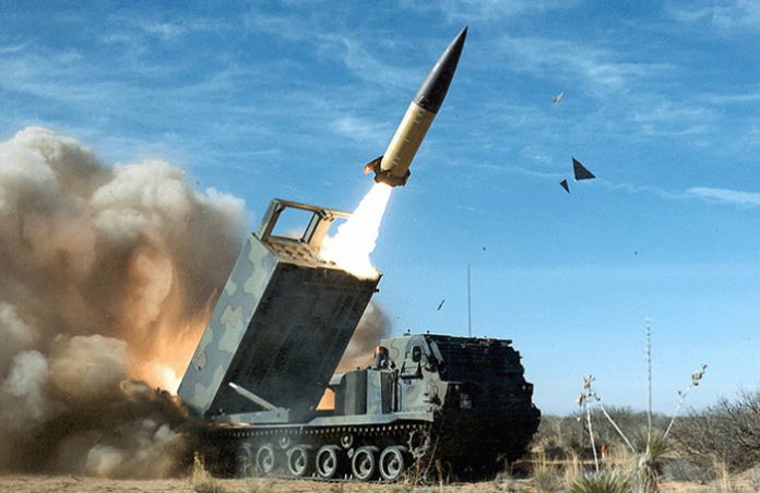 WSJ: США почти готовы поставить Украине дальнобойные ракеты ATACMS