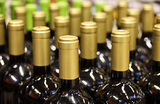 Опасения роста нелегального рынка: торговые сети не поддерживают легализацию онлайн-продаж алкоголя