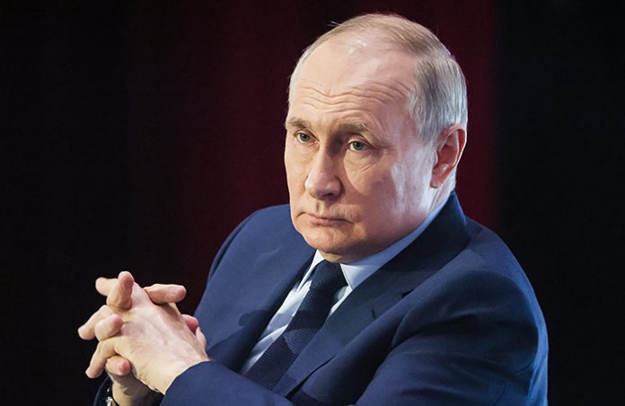 Путин допустил рост экономики России по итогам 2023 года до 3%