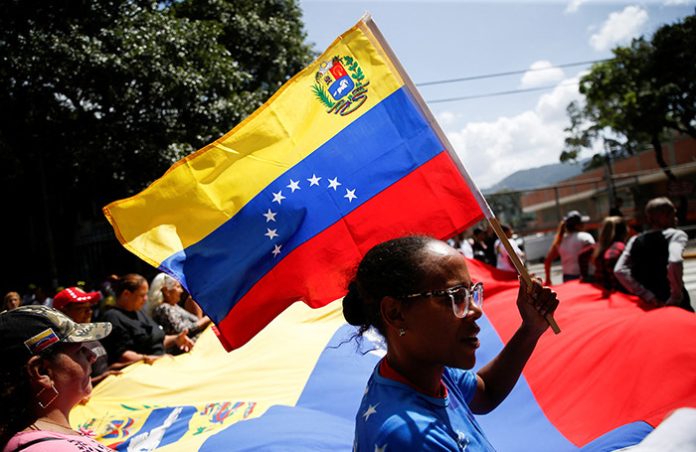 Венесуэла готовит референдум о «праве» страны на территорию соседней Гайаны