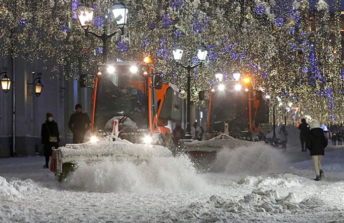 В новогоднюю ночь в Москве ожидается сильный снег