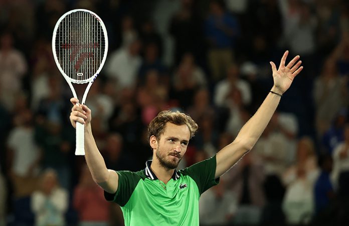 Даниил Медведев вышел в финал Открытого чемпионата Австралии по теннису