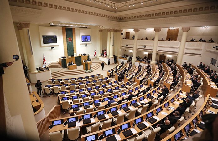 Грузинские власти внесли в парламент законопроекты о запрете пропаганды ЛГБТ