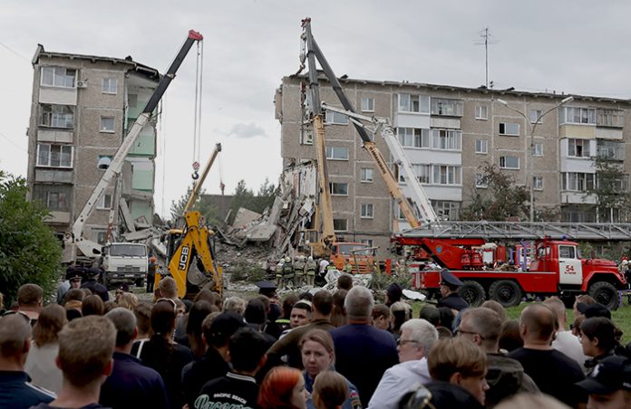 В Нижнем Тагиле завершена спасательная операция на месте обрушения части дома